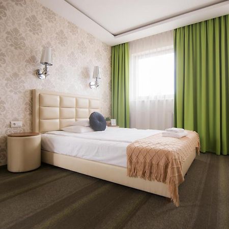 Hotel Wroblewscy 시에라츠 외부 사진